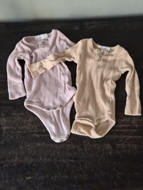 Jamie Kay Ribbed Long-Sleeve One-Piece Bodysuits - Pink and Beige